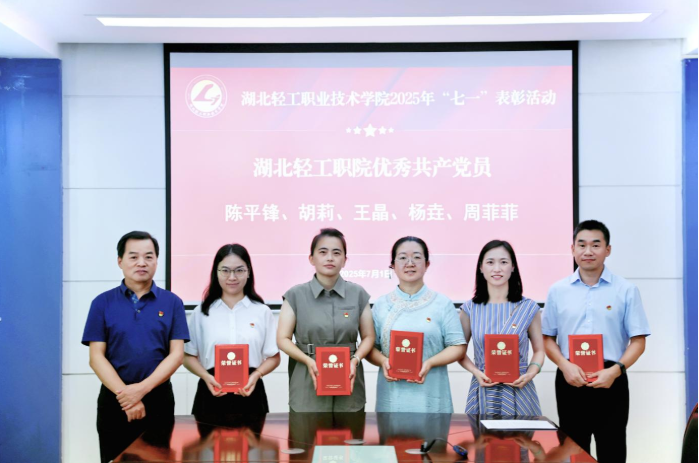 4ad69287-fd84-40b5-8c82-4776dd720e07